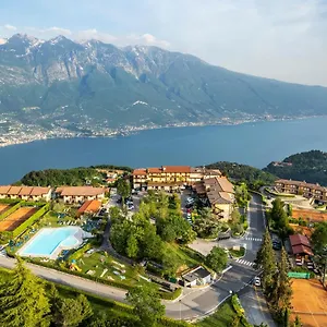 4* Hotel Pineta Campi
